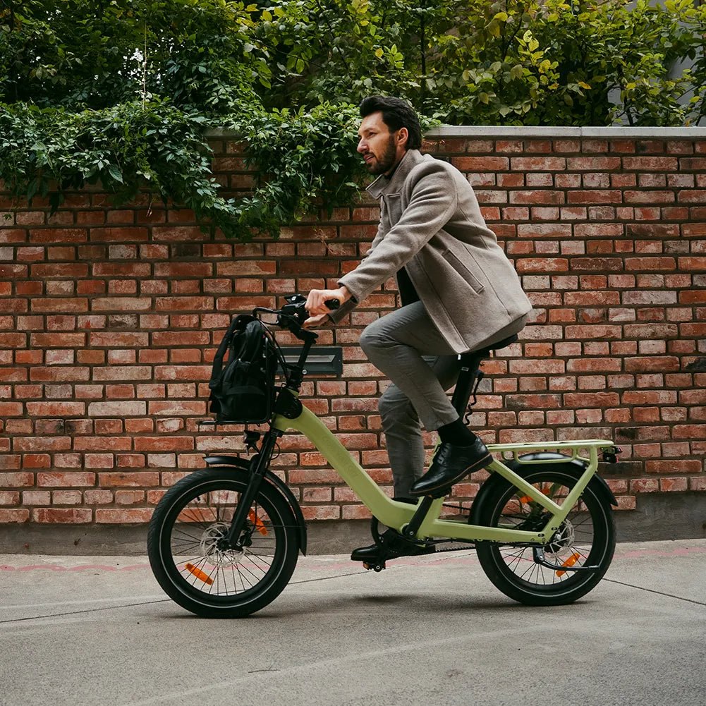 ADO Air One Pro Mini Cargo E-bike - Image 13